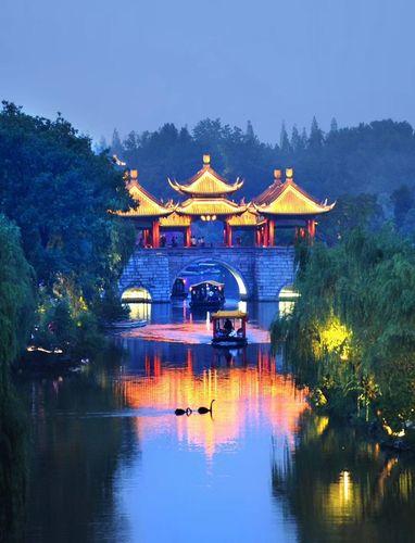 扬州吃喝玩乐,扬州旅游景点攻略 扬州旅游景点